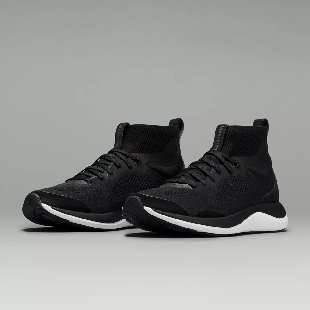 Lululemon Chargefeel Mid Workout Shoe size 8.5
